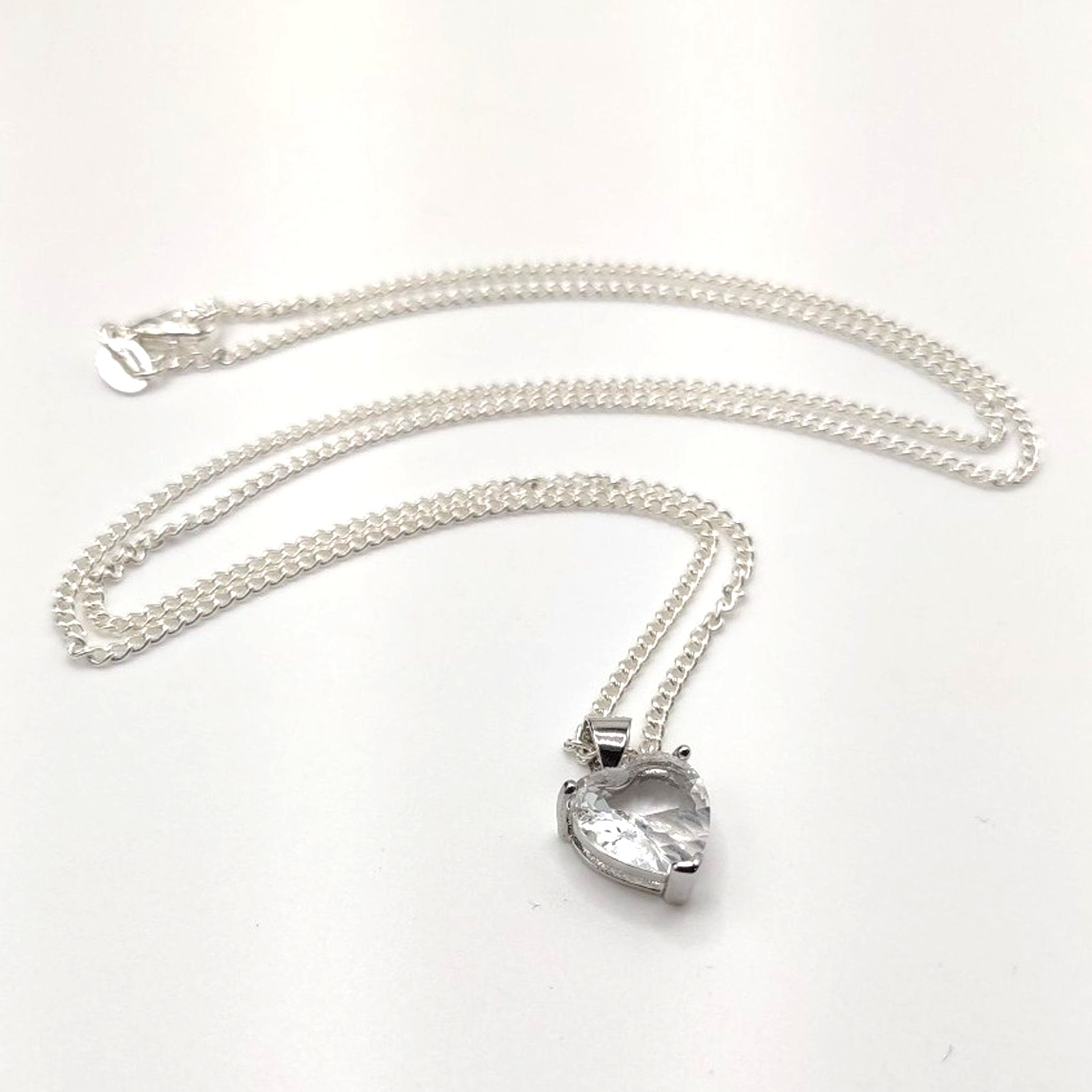 925 Sterling Silver Necklace White Lab Quartz Heart Pendant Valentines Birthday 41$